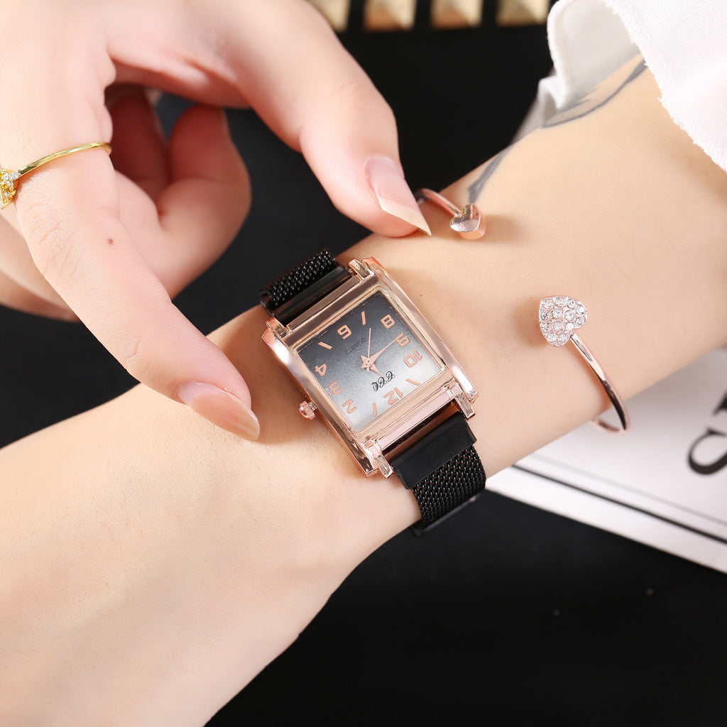 Magnetic buckle casual quartz female watch