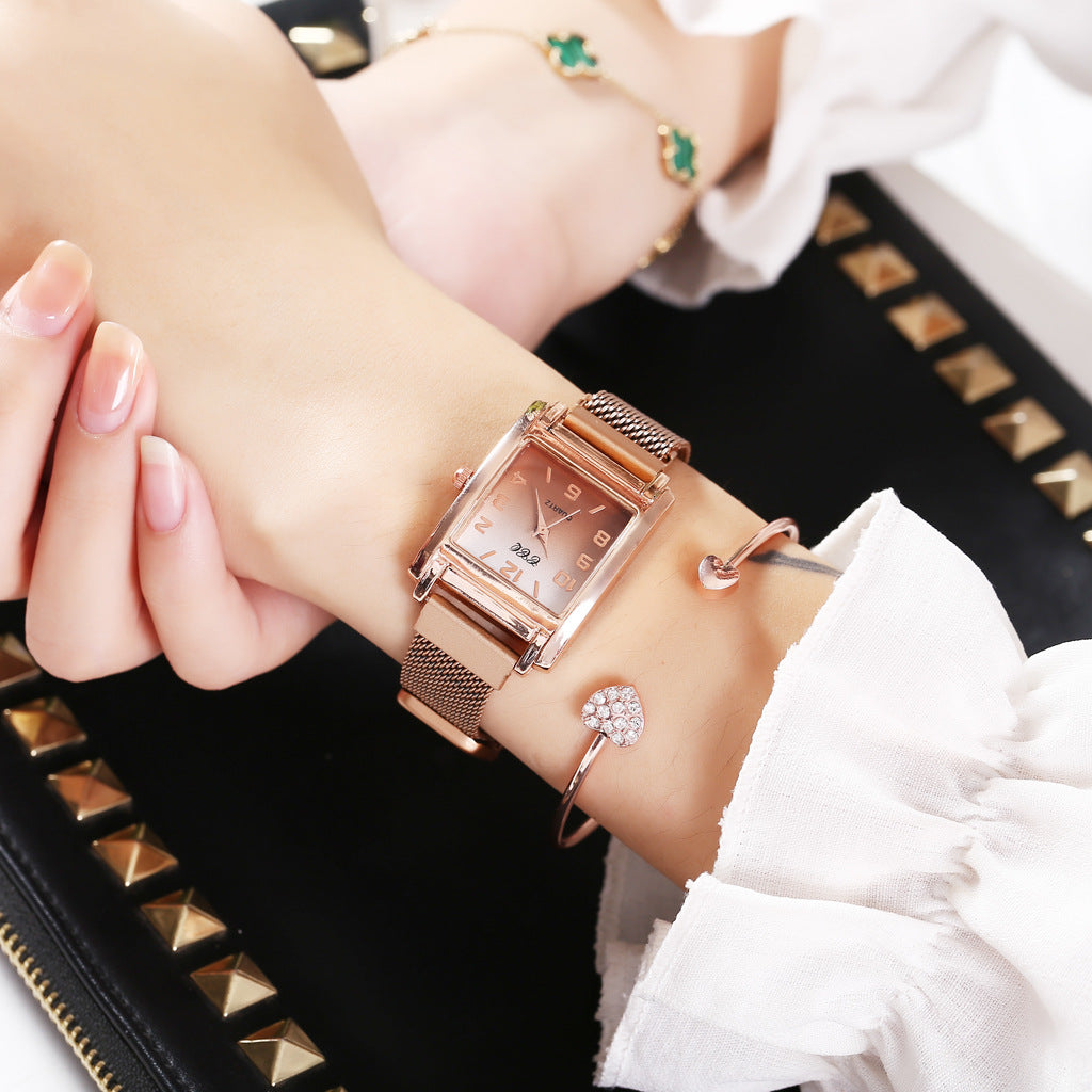 Magnetic buckle casual quartz female watch